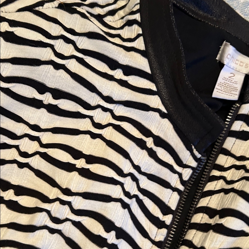 Chico's Monochrome Patterned Jacket - image 5